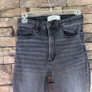 Abercrombie & Fitch Black Straight Leg Jeans Modern Style‎